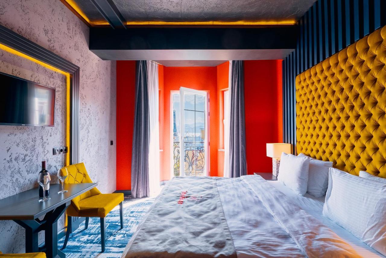 Tapis Rouge Design Boutique Hotel Batumi Exterior foto Deluxe room